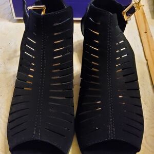 TOP MODA Black Faux Suede Sandals